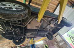 Taastame summuti kinnitusi ja vahetame tagumist amorti.